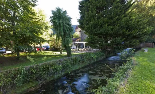 Hôtel, Les Planches-Près-Arbois, Castel Damandre